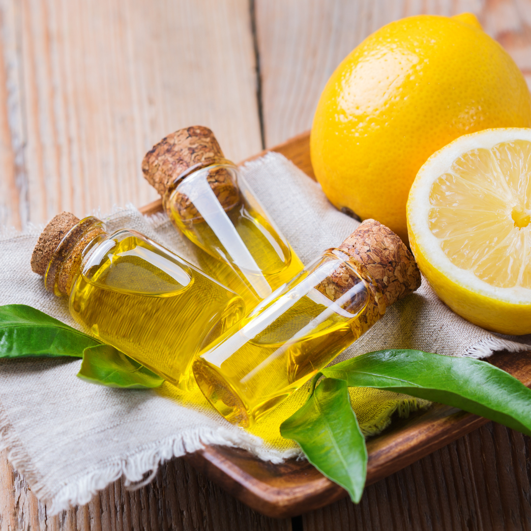 Olio essenziale di Limone 15 ml - puro al 100% - So'Bio étic Olio essenziale di Limone 15 ml - puro al 100% - So'Bio étic